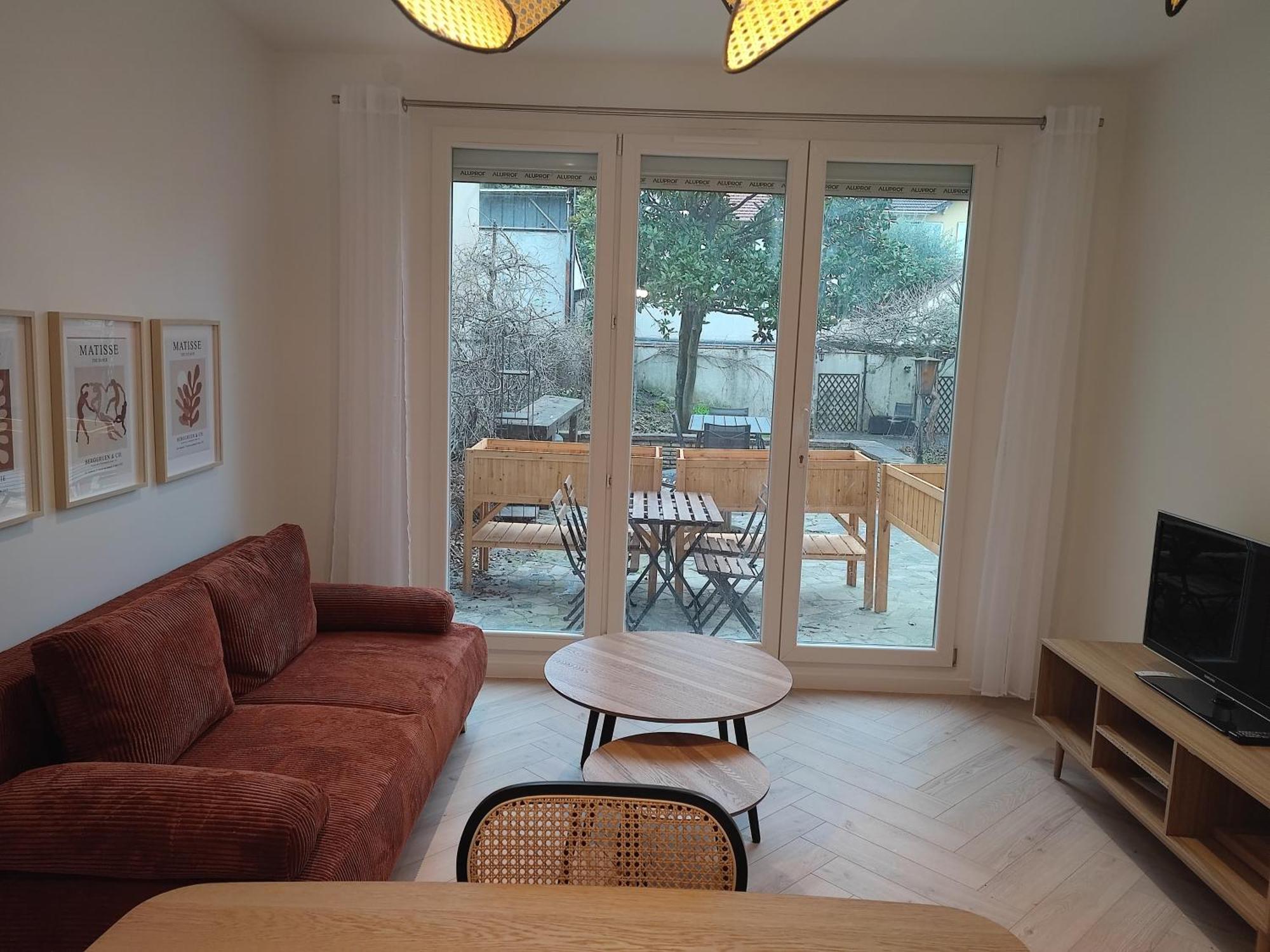 Appartement D'Architecte Avec Vue Sur Jardin La Courneuve Exterior photo
